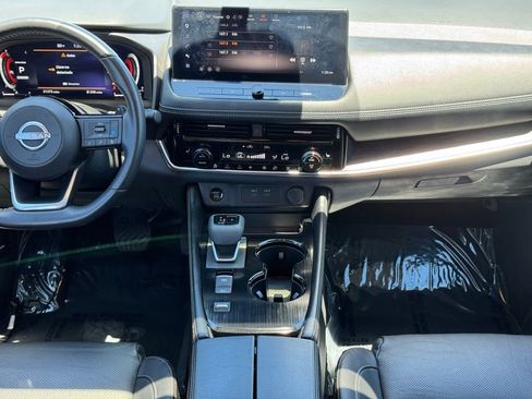 Used 2024 Nissan Rogue Platinum w/ Platinum Premium Package FWD image 29