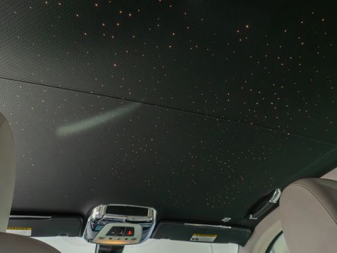 Used 2016 Rolls-Royce Wraith RWD image 72
