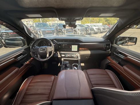 Certified 2024 GMC Sierra 1500 Denali Ultimate image 10