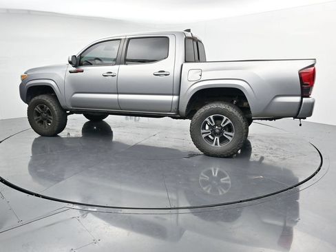 Used 2019 Toyota Tacoma SR w/ SR Convenience Package RWD image 5