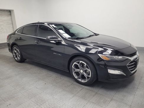 Used 2021 Chevrolet Malibu LT FWD image 11