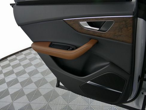 New 2026 Audi Q8 Premium Plus image 26