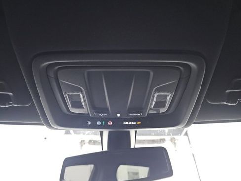 Used 2021 GMC Sierra 1500 AT4 image 30