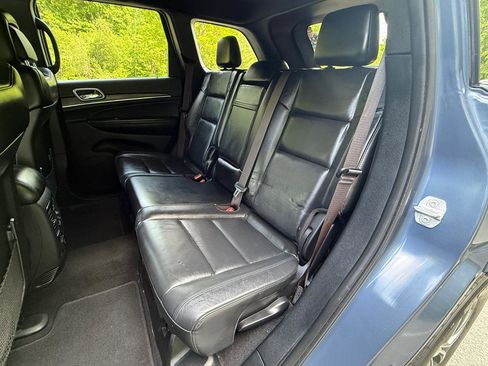 Used 2020 Jeep Grand Cherokee Limited AWD/4WD image 20