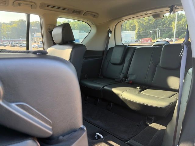Used 2018 Nissan Armada Platinum w/ Interior Lighting Package RWD image 8