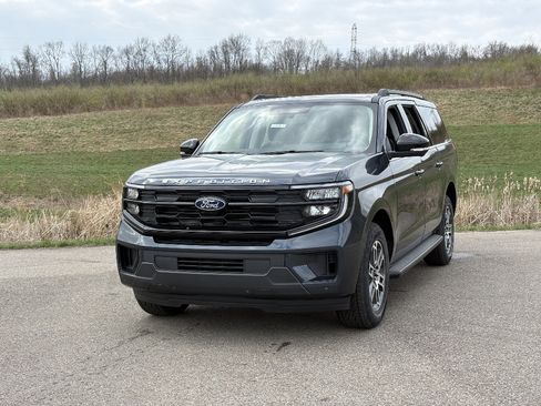 New 2026 Ford Expedition Max Active image 1