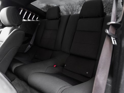 Used 2014 Ford Mustang GT image 32