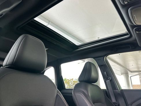 Used 2025 Subaru Forester Touring image 17