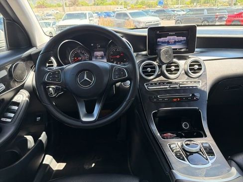 Used 2017 Mercedes-Benz GLC 300 4MATIC image 25