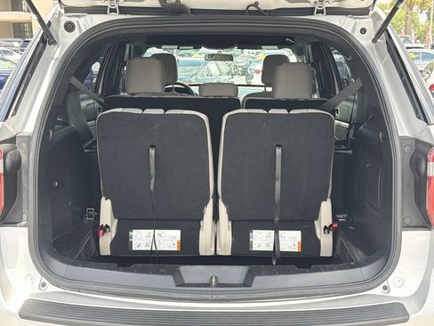 Used 2018 Ford Explorer 4WD image 8