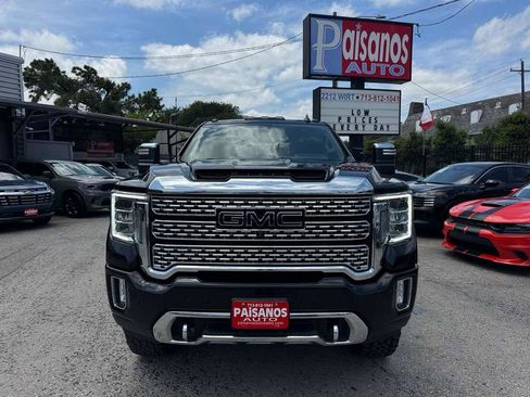 Used 2021 GMC Sierra 2500 Denali w/ Denali Black Diamond Edition AWD/4WD image 3