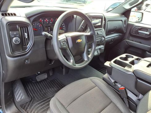 Used 2026 Chevrolet Silverado 1500 Custom image 4