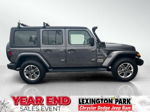 Used 2020 Jeep Wrangler Unlimited Sahara image 4