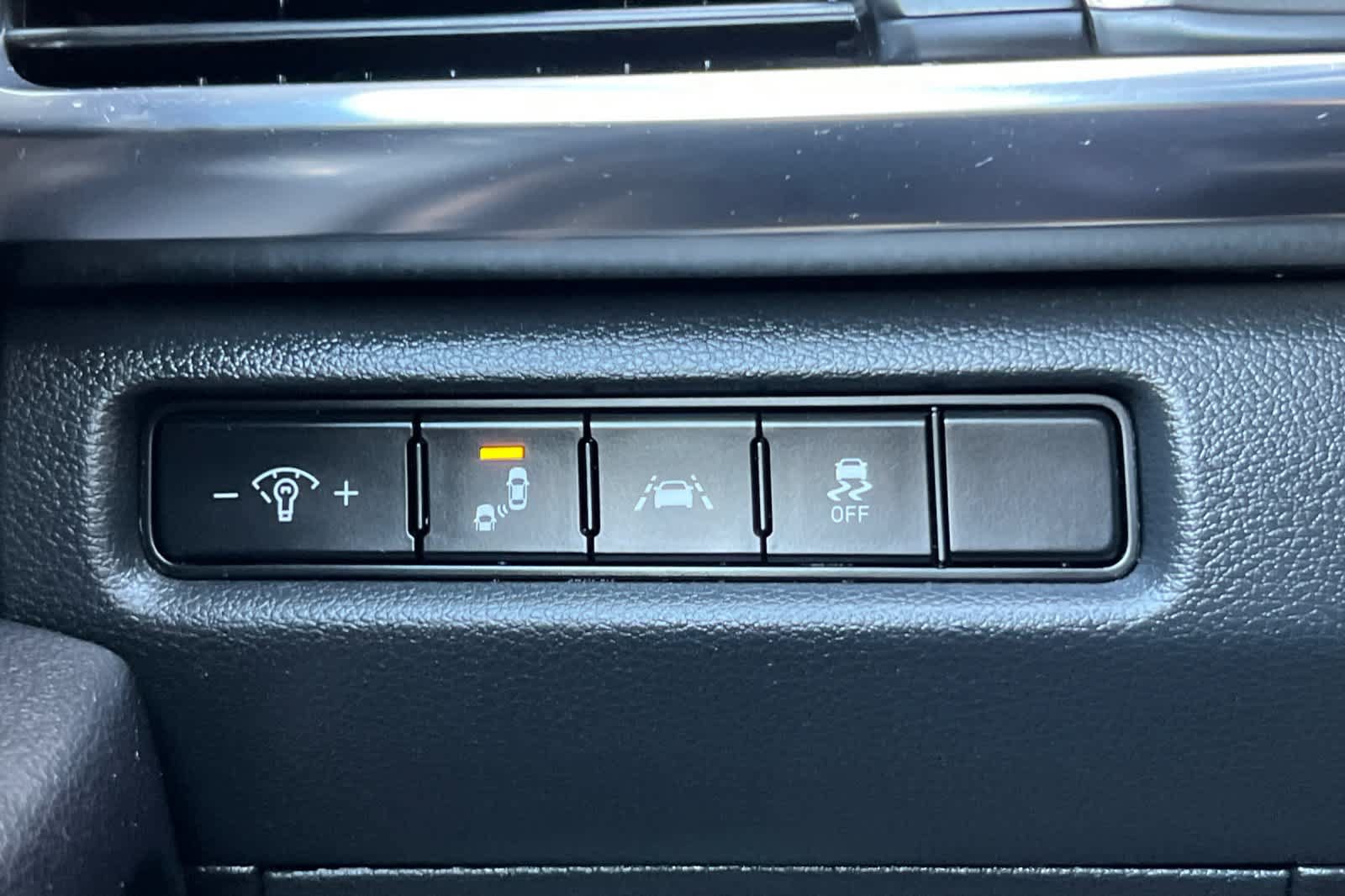 Used 2022 Kia Telluride LX AWD/4WD image 32