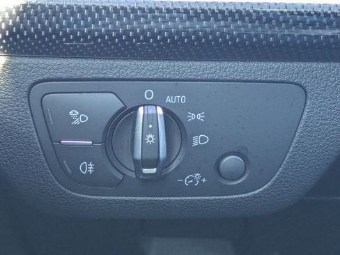 Used 2024 Audi SQ5 Premium Plus w/ Premium Plus Package image 17