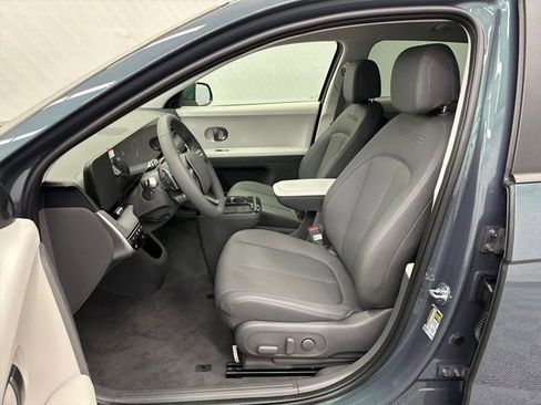 New 2026 Hyundai Ioniq 5 SEL image 9