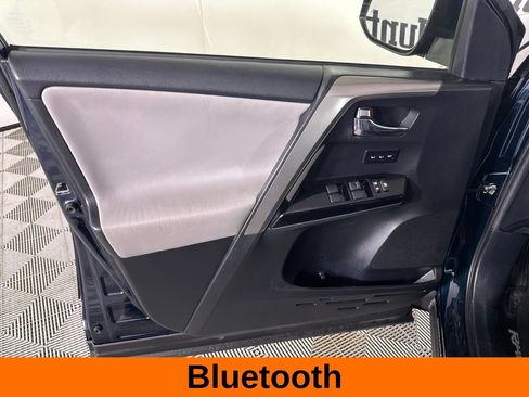 Used 2017 Toyota RAV4 Limited AWD/4WD image 9