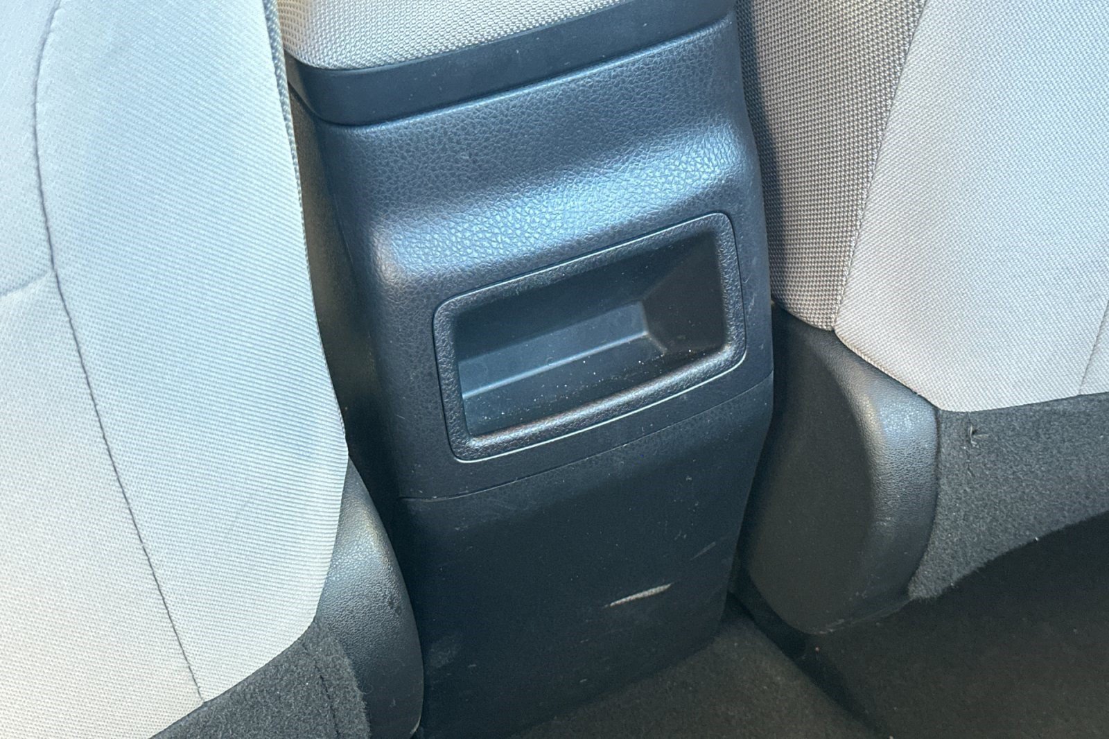 Used 2019 Toyota Corolla LE FWD image 16