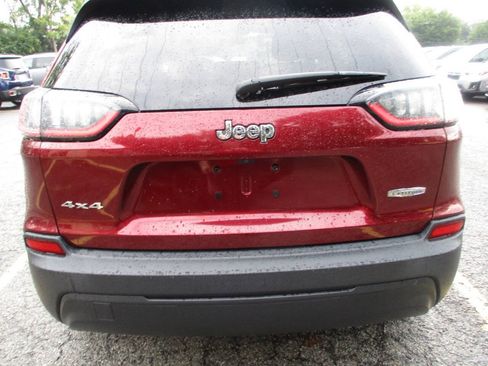 Used 2019 Jeep Cherokee Latitude w/ Popular Appearance Group AWD/4WD image 20