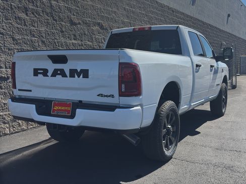 New 2026 RAM 2500 Big Horn AWD/4WD image 6