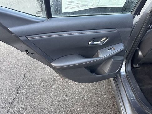 Used 2021 Nissan Sentra SR image 21