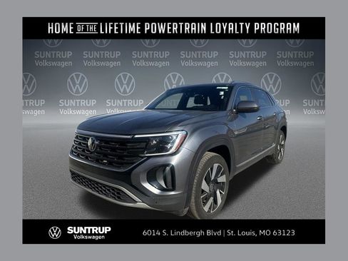 Used 2025 Volkswagen Atlas Cross Sport SEL image 1