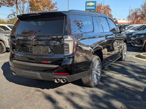 New 2026 Chevrolet Suburban RST w/ Comfort Package image 8