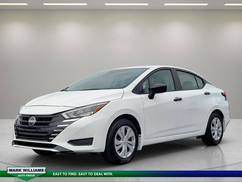 Used 2025 Nissan Versa S w/ Trunk Package FWD image 8