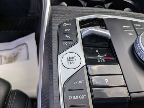 Used 2025 BMW 430i Convertible w/ Premium Package RWD image 27