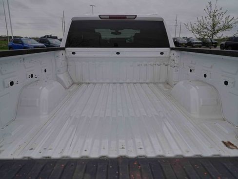 Used 2021 Chevrolet Silverado 1500 Custom AWD/4WD image 14