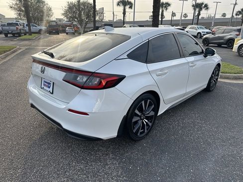 Used 2022 Honda Civic EX-L image 6