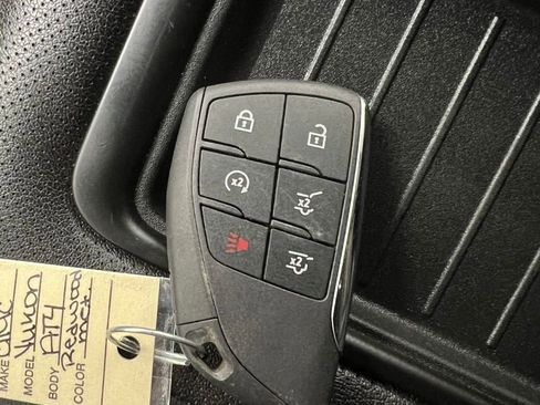 Used 2023 GMC Yukon AT4 image 29