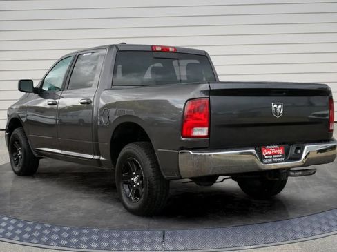Used 2017 RAM 1500 Classic SLT AWD/4WD image 5