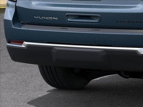 New 2026 GMC Yukon Elevation AWD/4WD image 14
