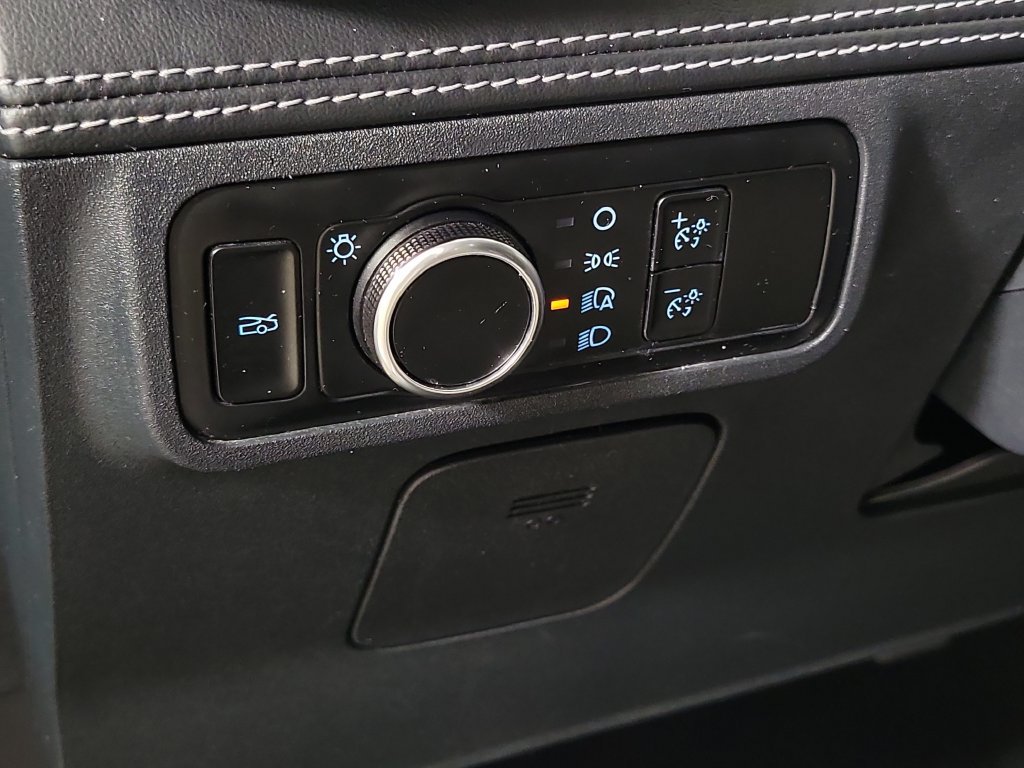 Used 2024 Ford Mustang Premium RWD image 19