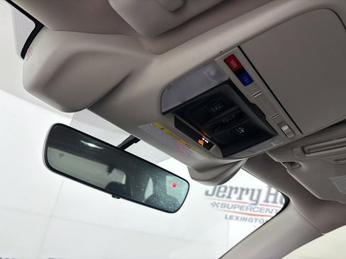 Used 2020 Subaru Forester Touring image 24