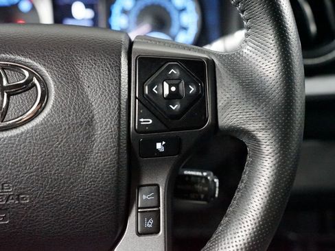 Used 2021 Toyota Tacoma TRD Sport image 14