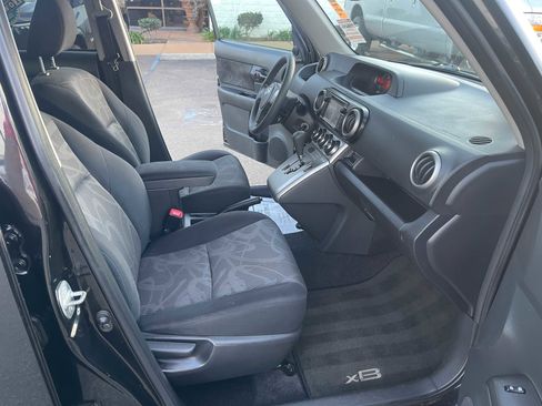 Used 2014 Scion xB image 14