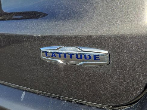 Used 2018 Jeep Compass Latitude w/ Popular Equipment Group image 30