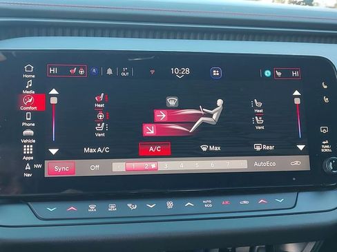 Used 2025 Dodge Charger R/T Scat Pack w/ Track Pack image 15