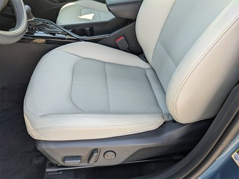 Certified 2023 Kia Niro EX Touring image 22