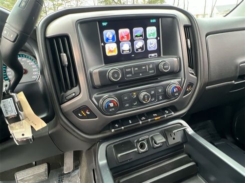 Used 2018 GMC Sierra 1500 SLT image 24