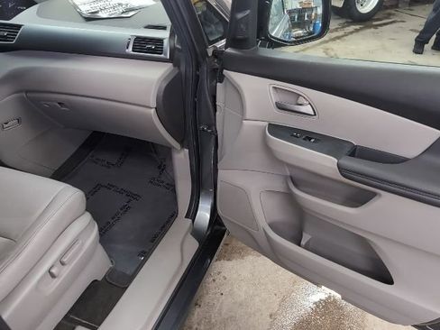 Used 2012 Honda Odyssey Touring image 24
