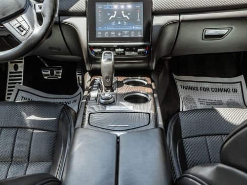Used 2020 Maserati Quattroporte S GranLusso Q4 AWD/4WD image 13