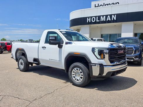 New 2026 GMC Sierra 2500 Pro w/ Convenience Package AWD/4WD image 1