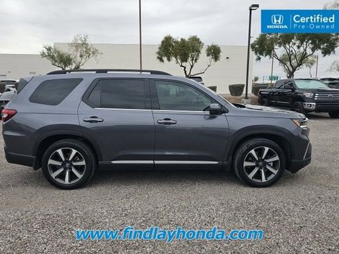 Certified 2025 Honda Pilot Touring image 4