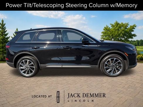 Used 2024 Lincoln Corsair AWD w/ Equipment Group 101A image 8