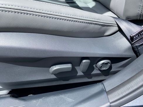 New 2025 Subaru Legacy Limited image 17