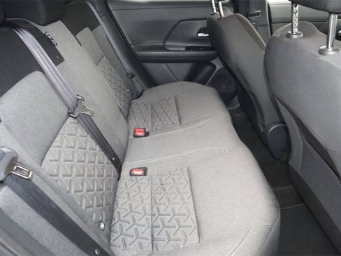 Certified 2025 Nissan Kicks SV image 28