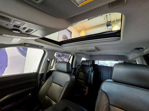 Used 2018 GMC Yukon SLT w/ Premium Edition AWD/4WD image 53